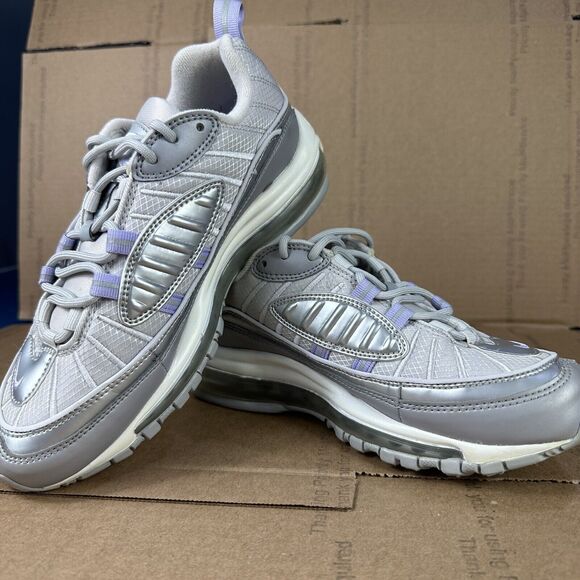 Nike Shoes Womens 6.5 Lilac Metallic Athletic Air Max 98 Silver BV6536-001 - Picture 4 of 8